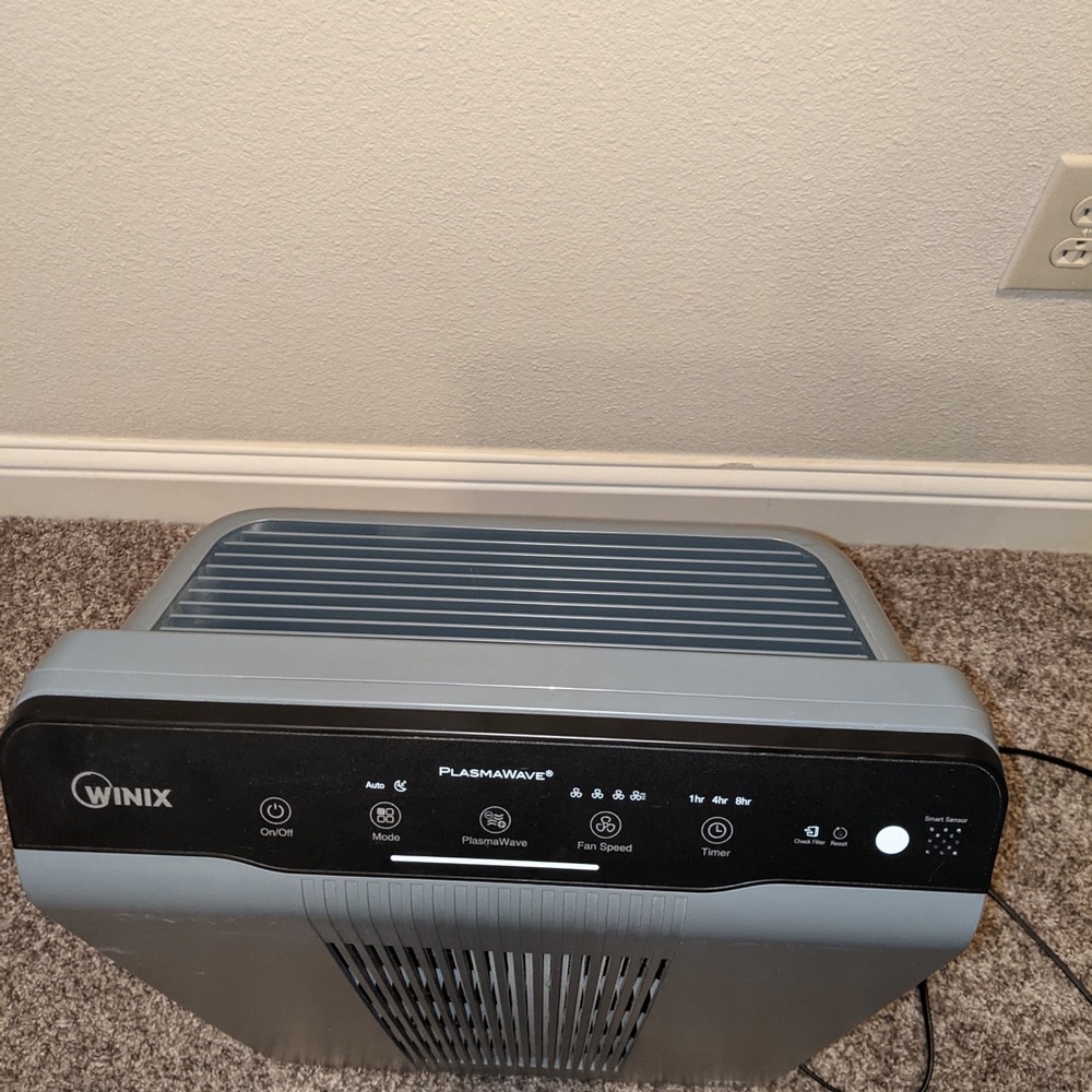 Air Purifier - Picture 3 of 3